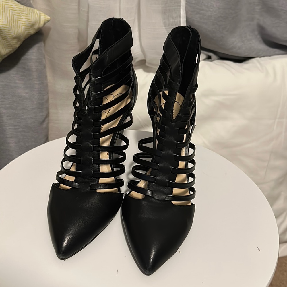 Jessica Simpson pointed toe, caged wedges sz 10